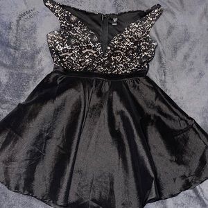 Windsor black with lace dress